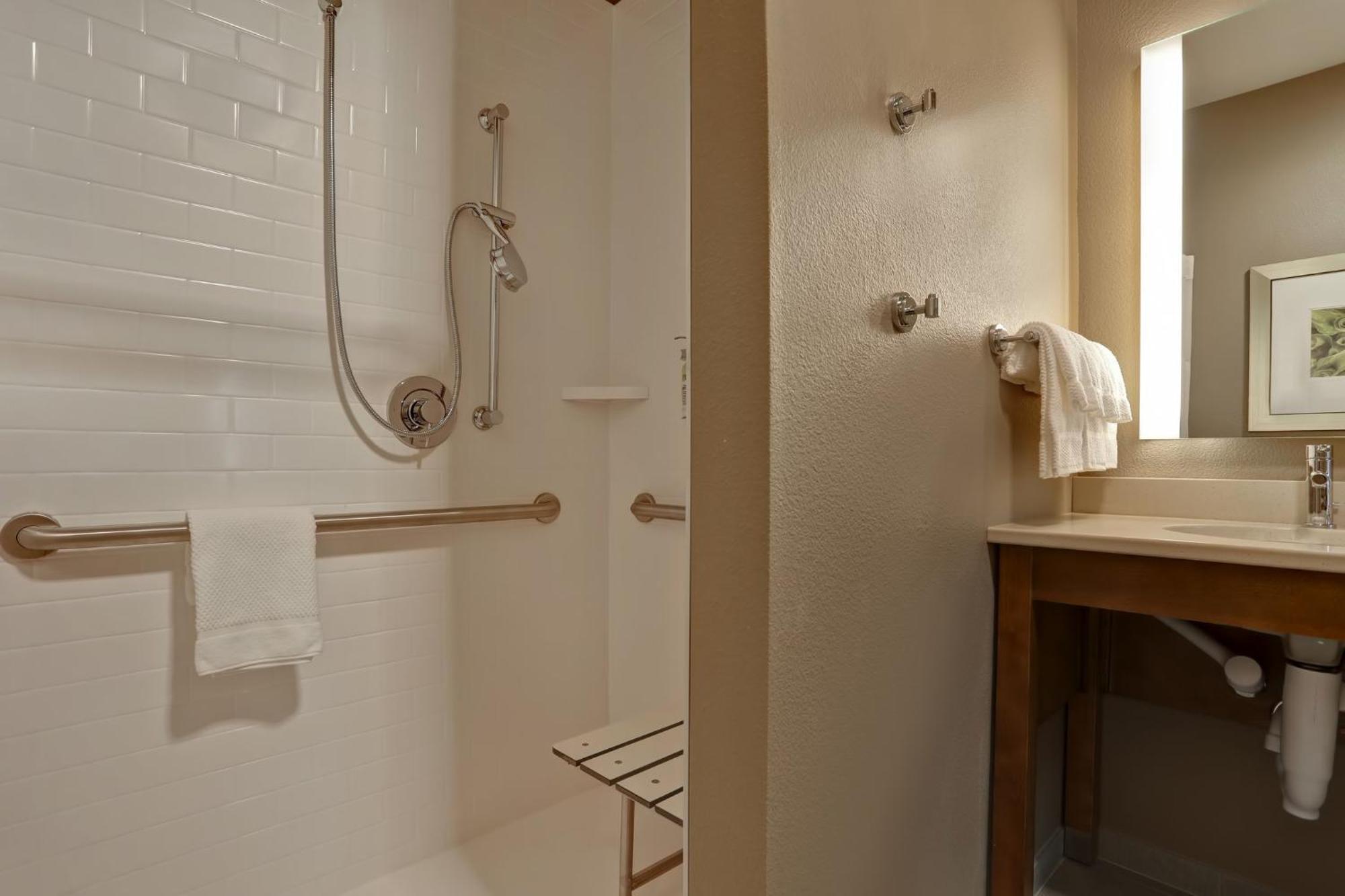 Staybridge Suites - Overland Park - Kansas City S By Ihg Luaran gambar
